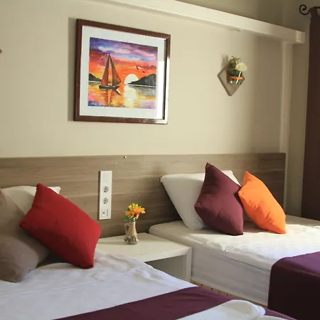 Marina Hotel